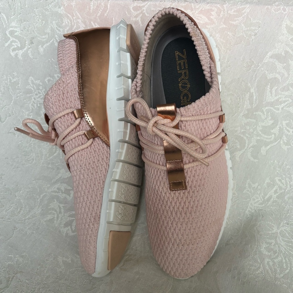 Cole Haan Zerogrand Pink Quilted w/Metallic Accents Sneakers, Size 7.5 - Picture 2 of 12